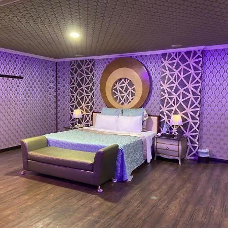 Huang Xing Motel Pingtung エクステリア 写真