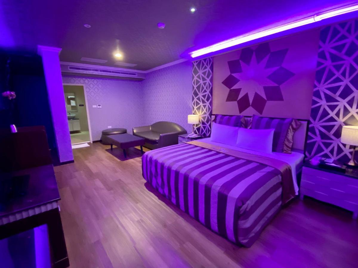 Huang Xing Motel Pingtung エクステリア 写真