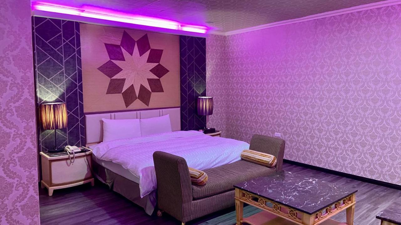 Huang Xing Motel Pingtung エクステリア 写真