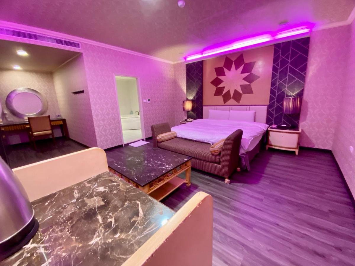 Huang Xing Motel Pingtung エクステリア 写真