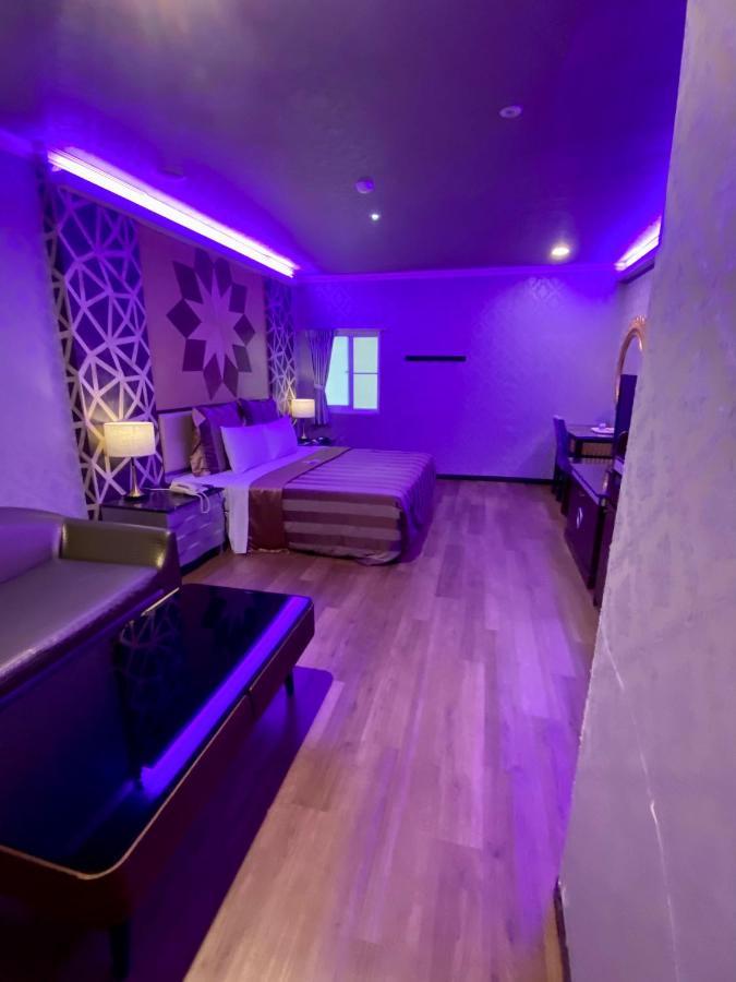 Huang Xing Motel Pingtung エクステリア 写真