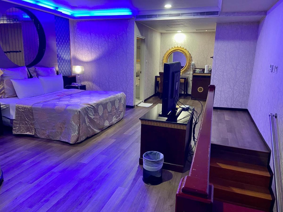 Huang Xing Motel Pingtung エクステリア 写真