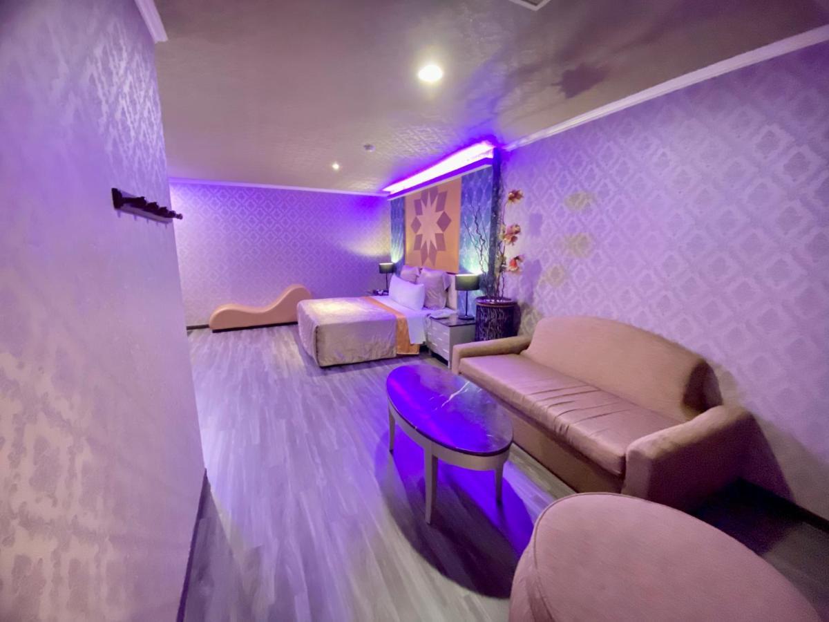 Huang Xing Motel Pingtung エクステリア 写真