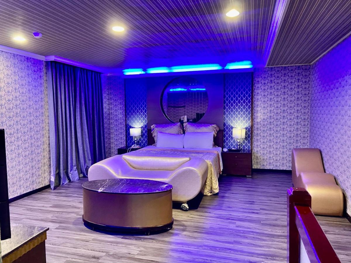 Huang Xing Motel Pingtung エクステリア 写真
